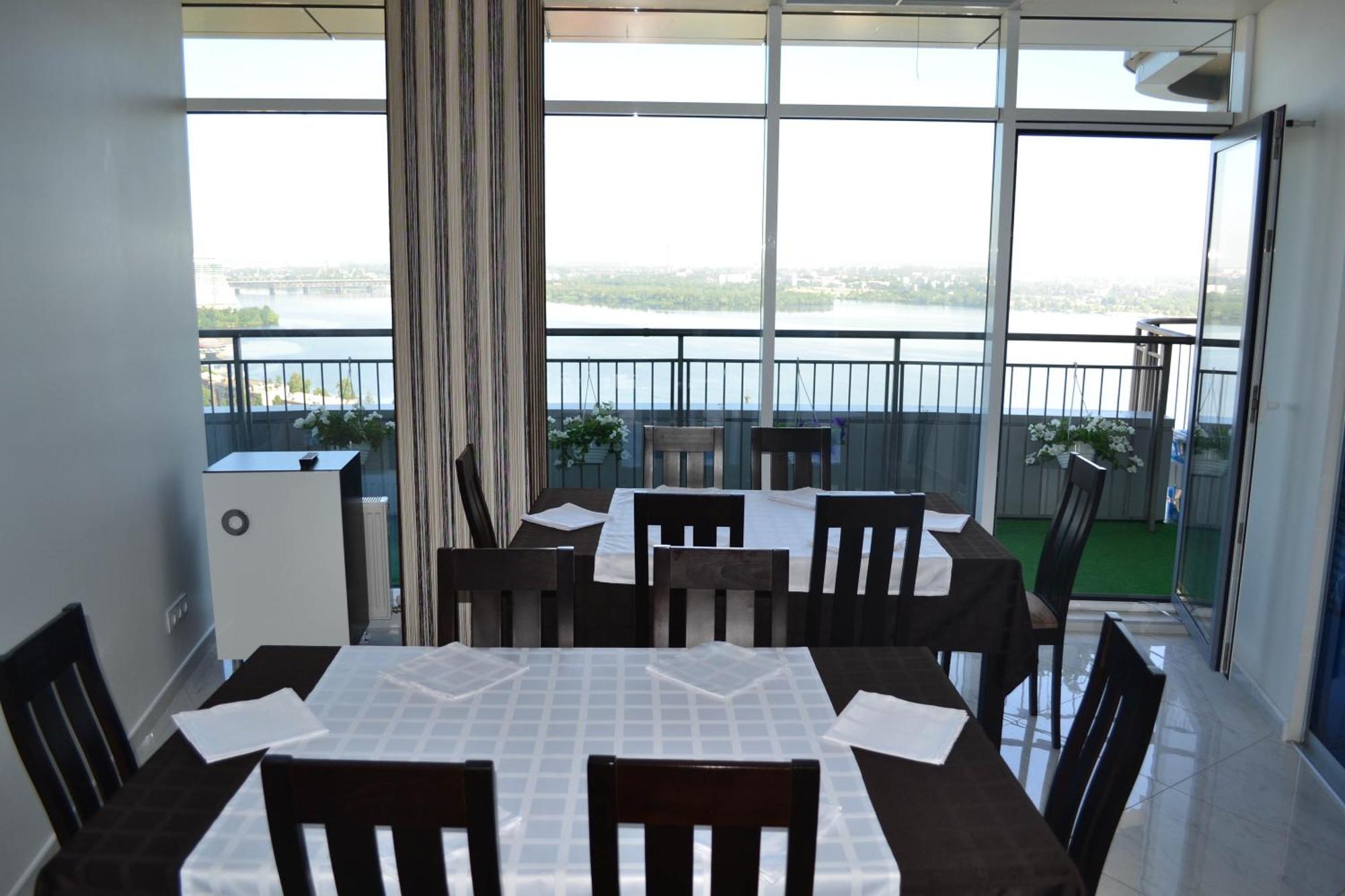 Skytech Most City Hotel 19 Floor Panoramic View Dnipro Exterior photo